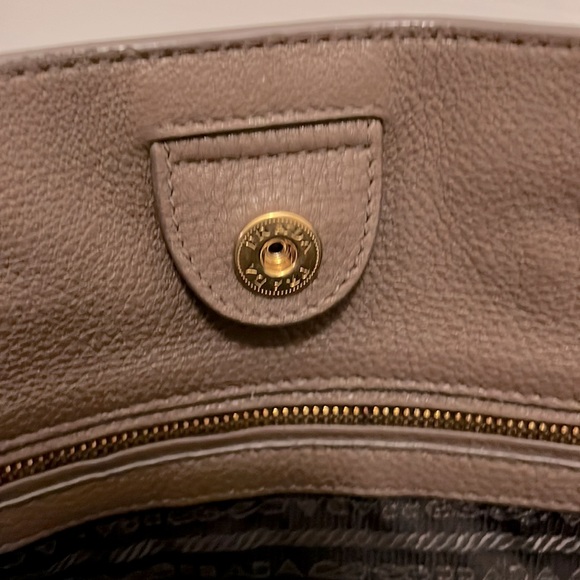 Authentic Prada Leather Tote Bag with Flaws - Picture 9 of 15